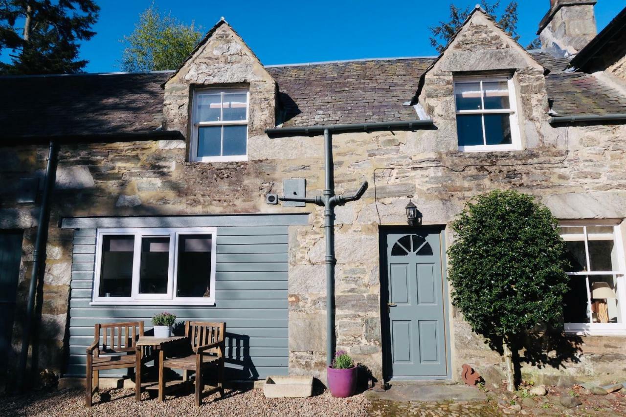 Red Squirrel Cottage Strathtay Exterior photo